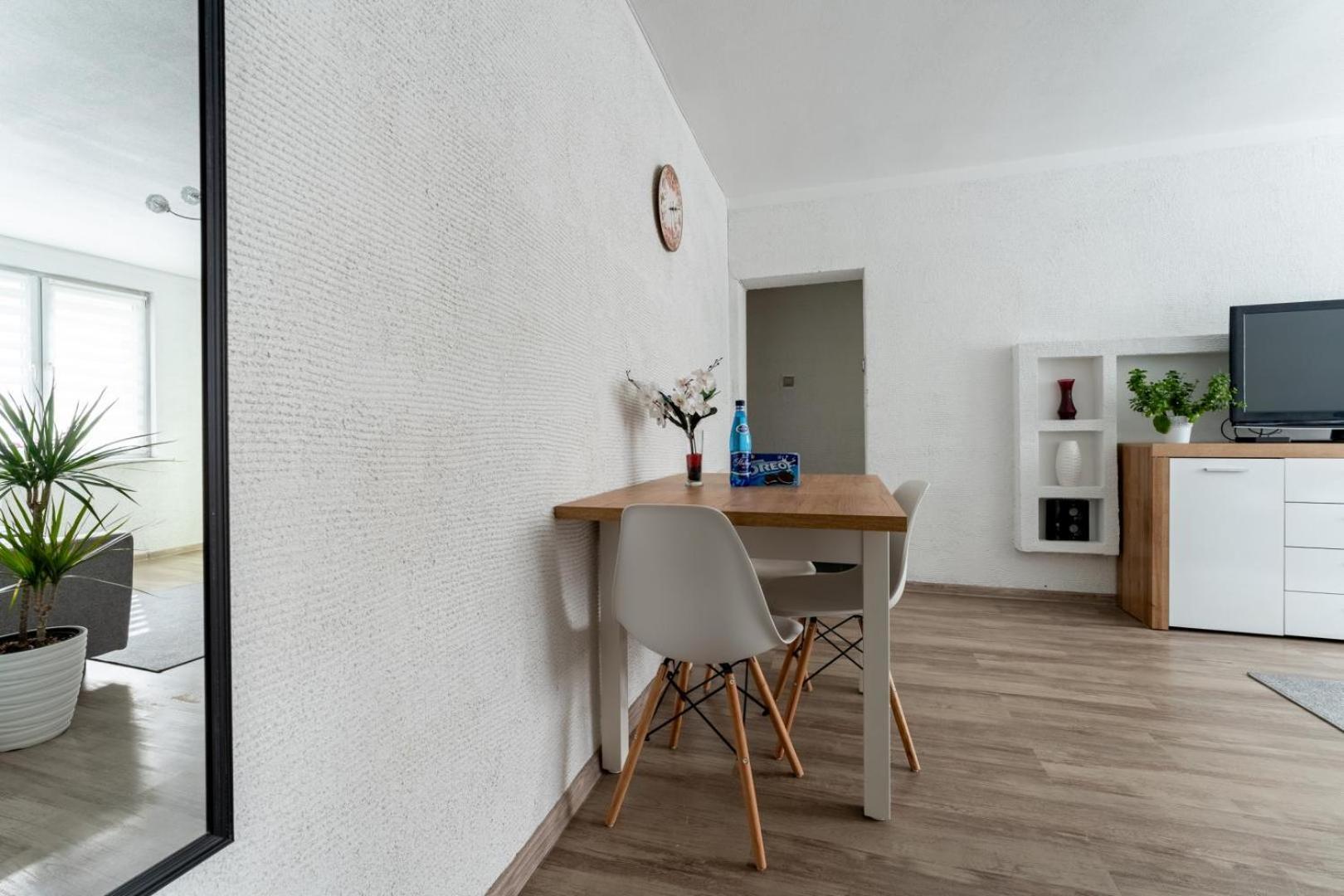 Apartament Gold - 2 Osobne Sypialnie Z Balkonem - Spaceapart Jelenia Góra Esterno foto
