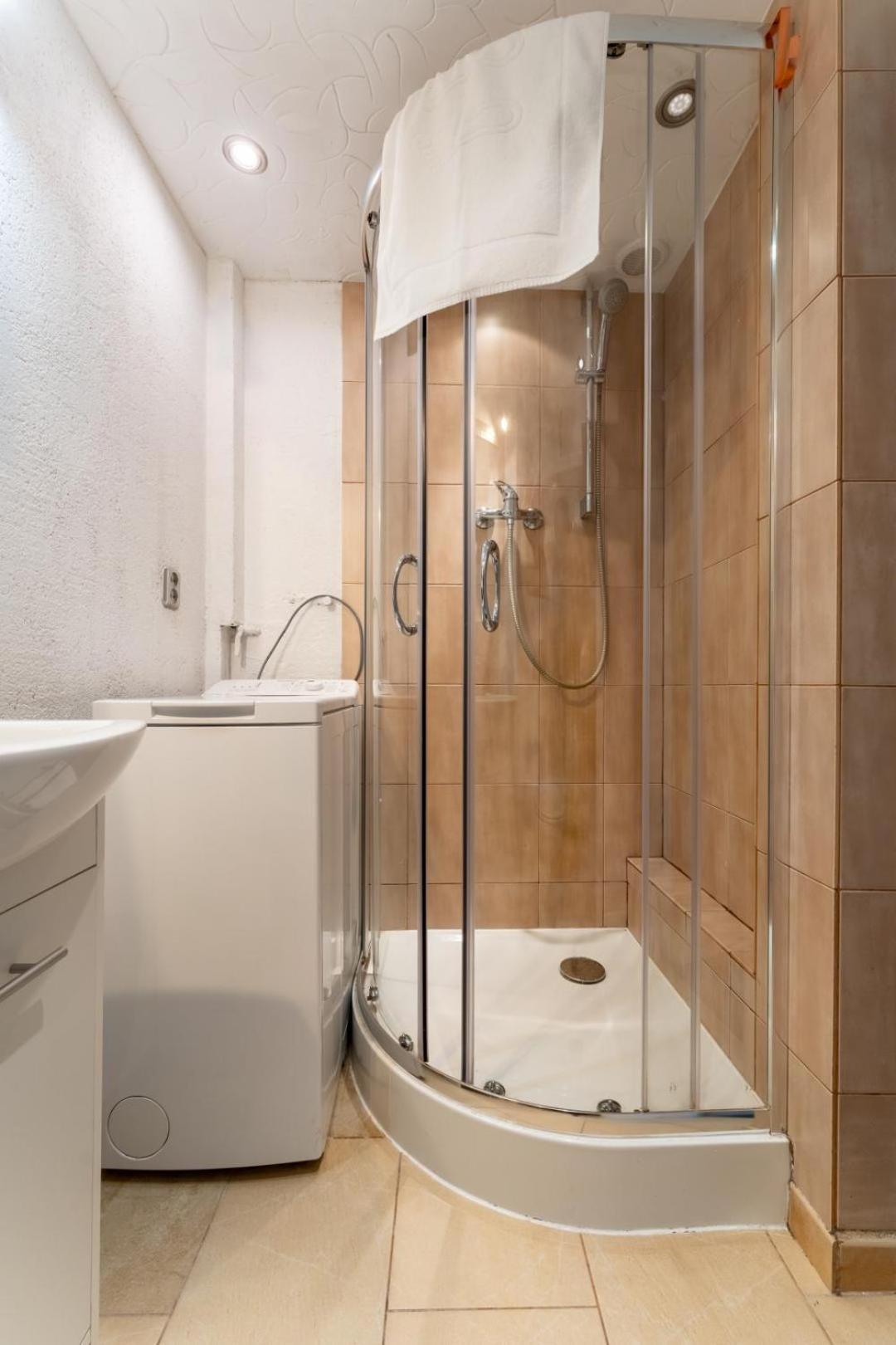Apartament Gold - 2 Osobne Sypialnie Z Balkonem - Spaceapart Jelenia Góra Esterno foto